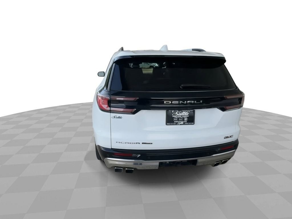 2024 GMC Acadia Denali