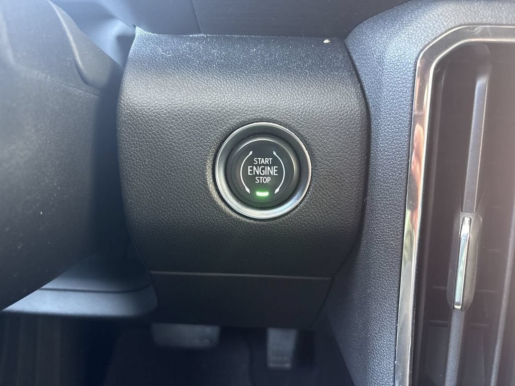 2024 GMC Acadia Denali - Photo 17