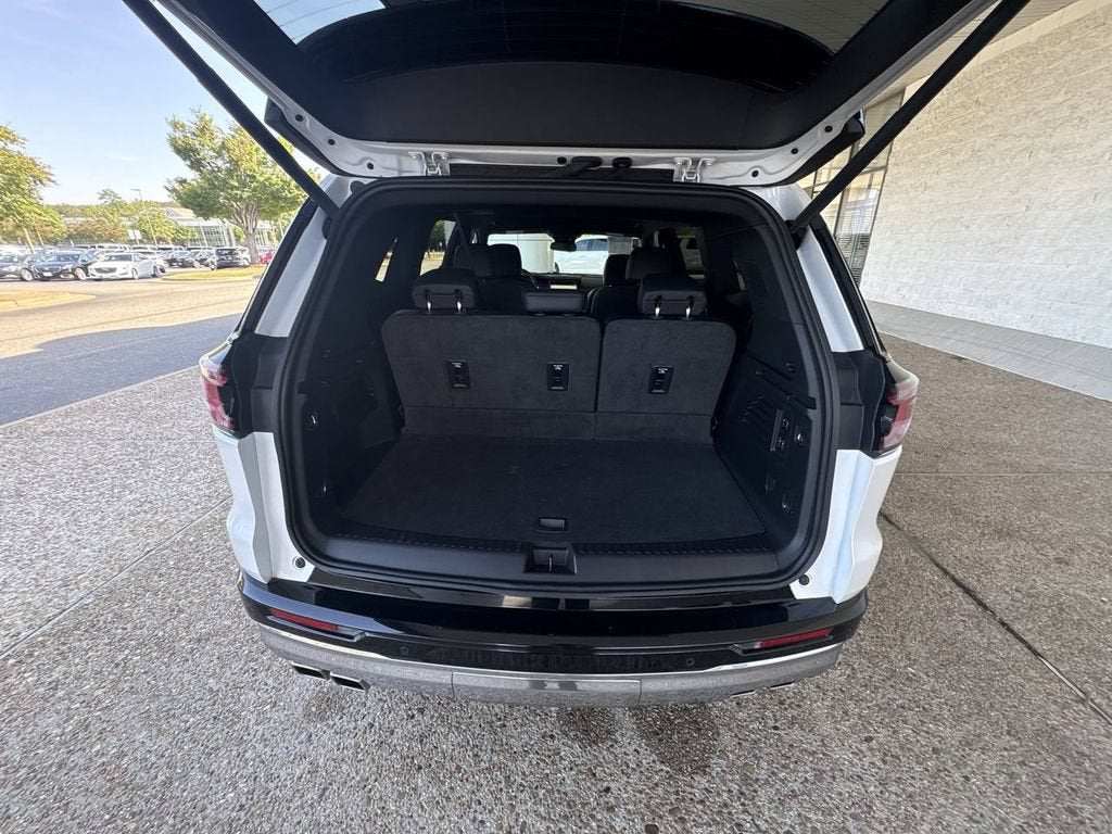 2024 GMC Acadia Denali - Photo 26