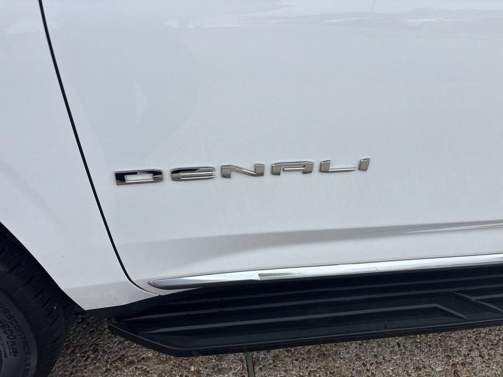 2023 GMC Yukon Denali