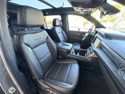 2023 GMC Yukon XL Denali