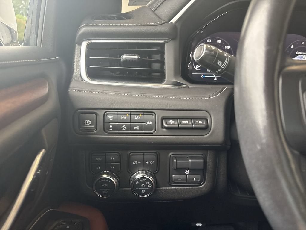 2023 GMC Yukon XL Denali Ultimate