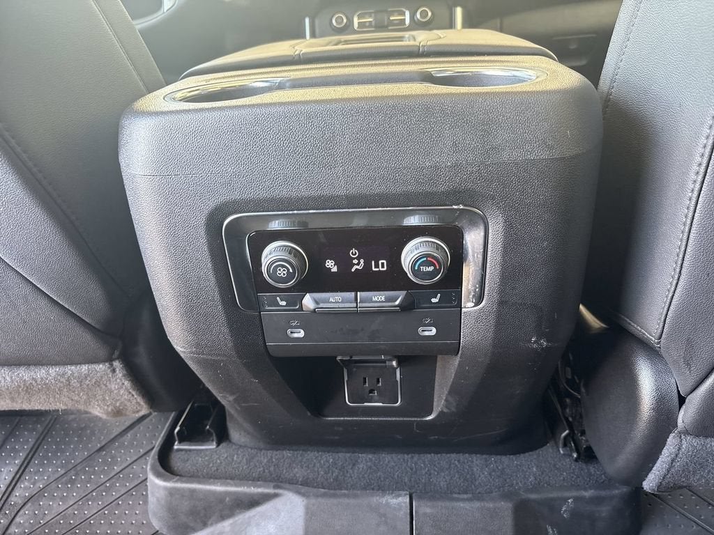 2024 Chevrolet Suburban Z71