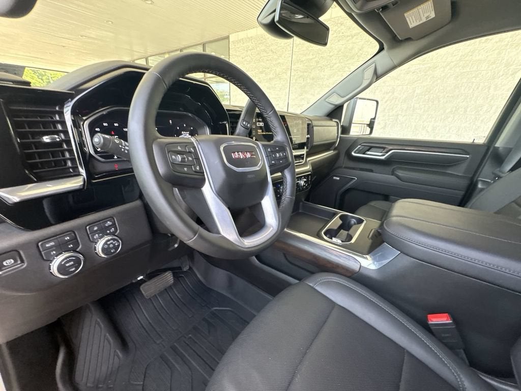 2025 GMC Sierra 2500 HD SLT