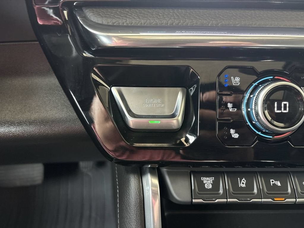 2025 GMC Sierra 2500 HD Denali
