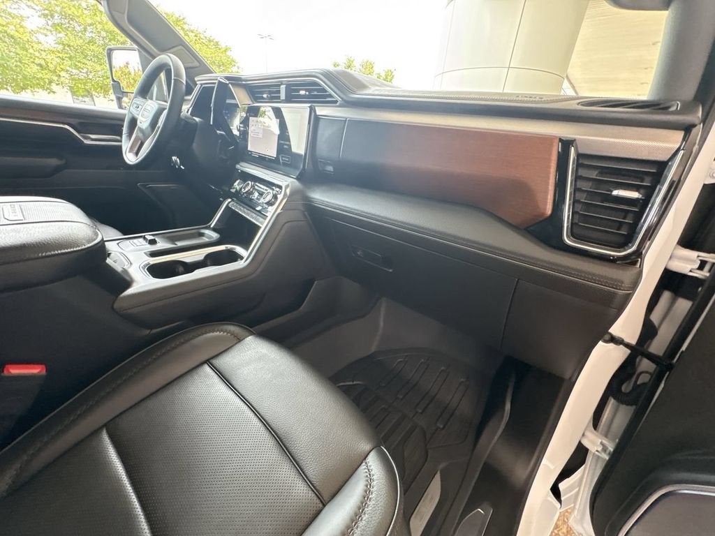 2025 GMC Sierra 2500 HD Denali