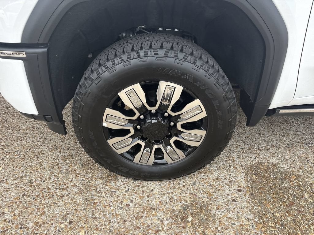 2025 GMC Sierra 2500 HD Denali
