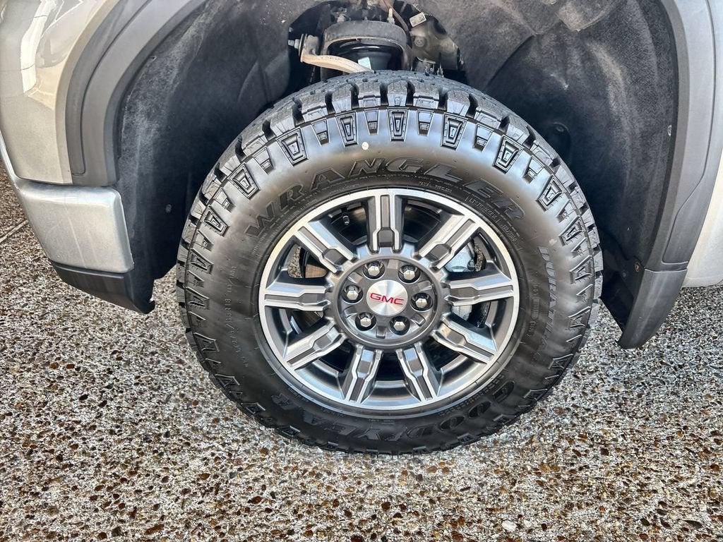2025 GMC Sierra 1500 AT4
