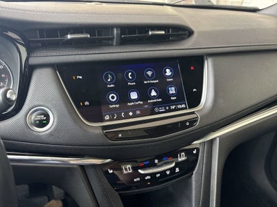 2024 Cadillac XT6 Luxury