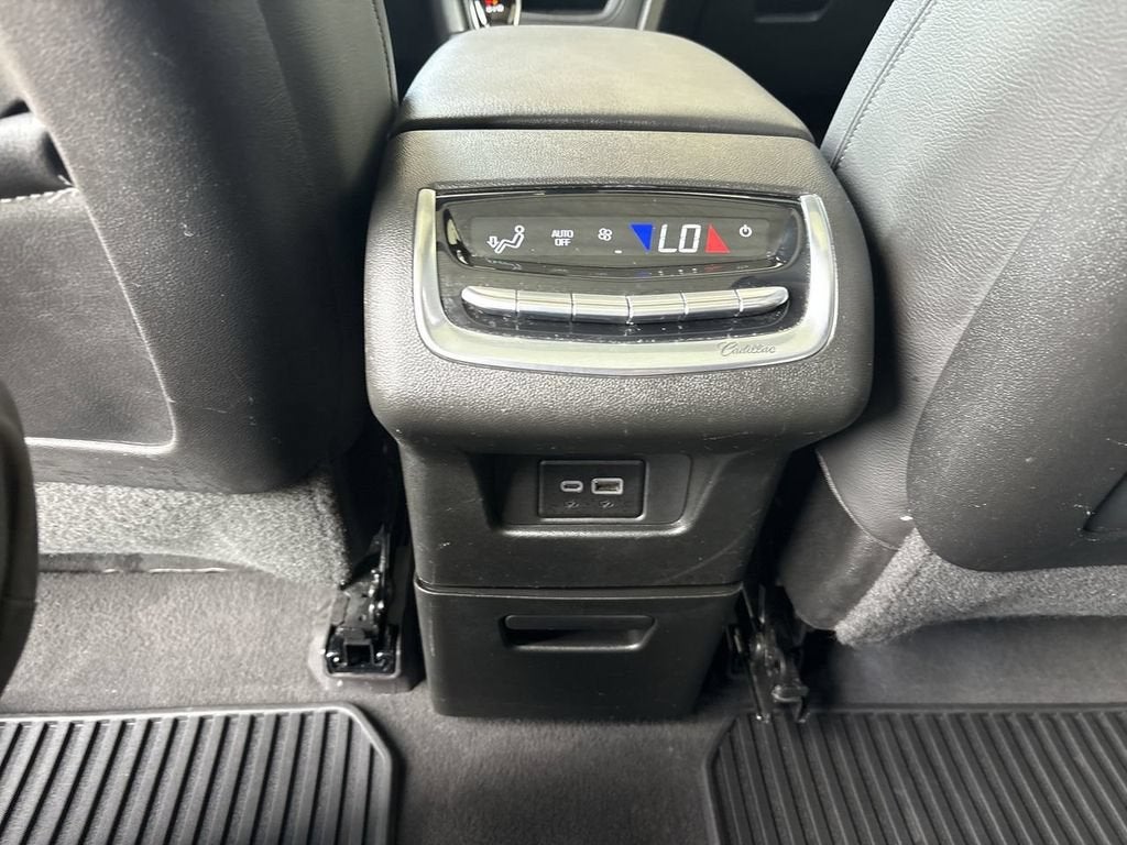 2024 Cadillac XT6 Luxury