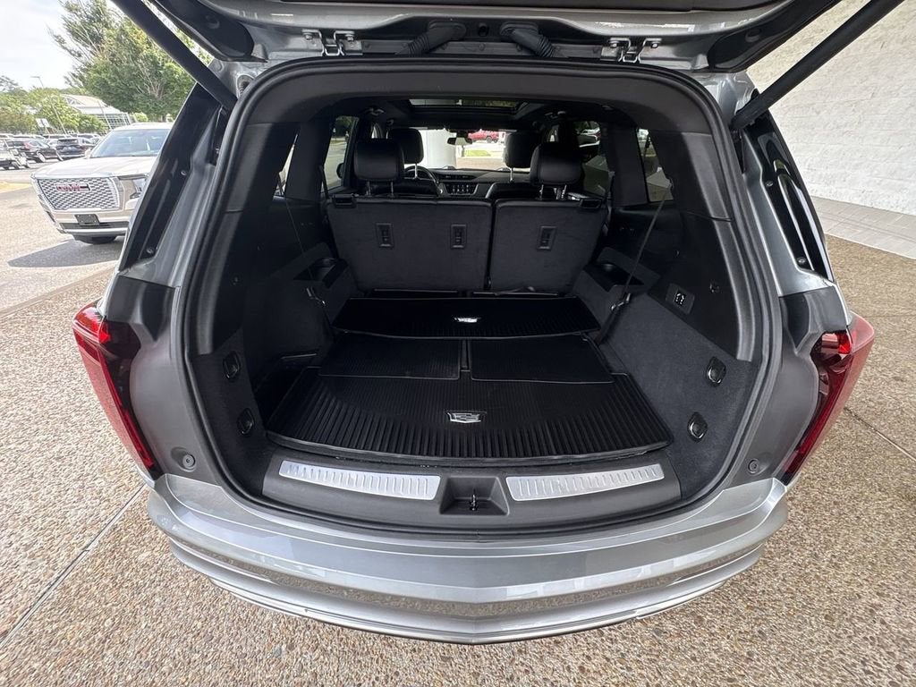 2024 Cadillac XT6 Luxury