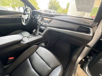 2024 Cadillac XT6 Luxury