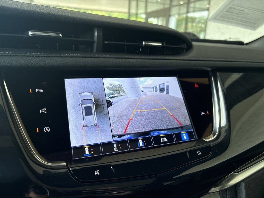 2023 Cadillac XT6 FWD Premium Luxury