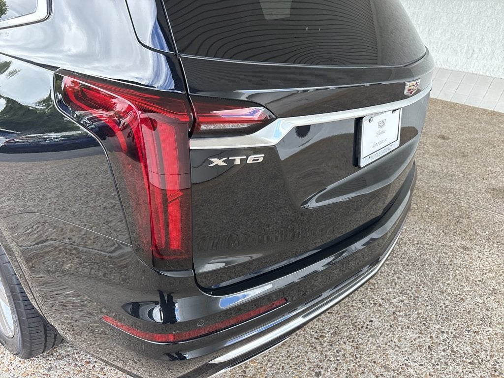 2023 Cadillac XT6 FWD Premium Luxury