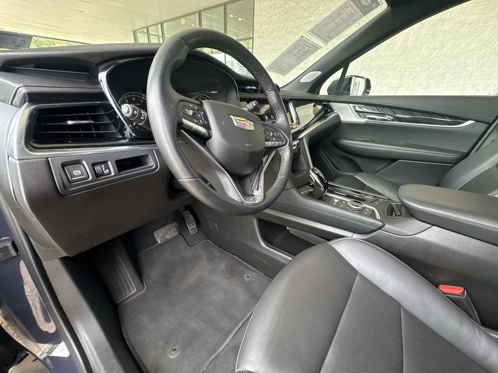 2025 Cadillac XT6 Premium Luxury