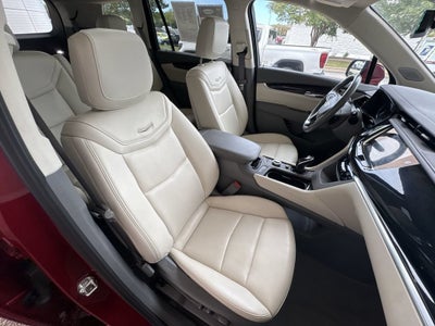 2025 Cadillac XT6 Premium Luxury
