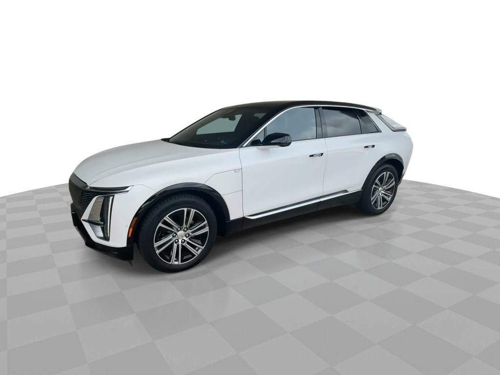 2025 Cadillac LYRIQ Luxury 1
