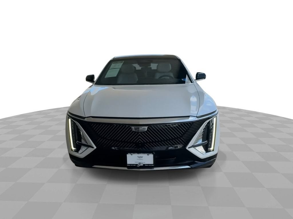 2024 Cadillac LYRIQ Luxury 1