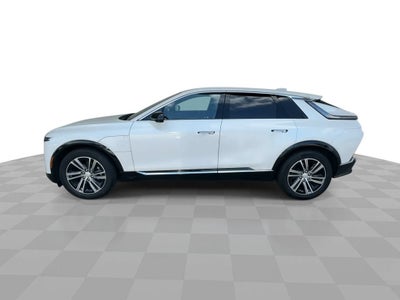 2024 Cadillac LYRIQ Luxury 1