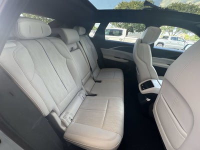 2024 Cadillac LYRIQ Luxury 1