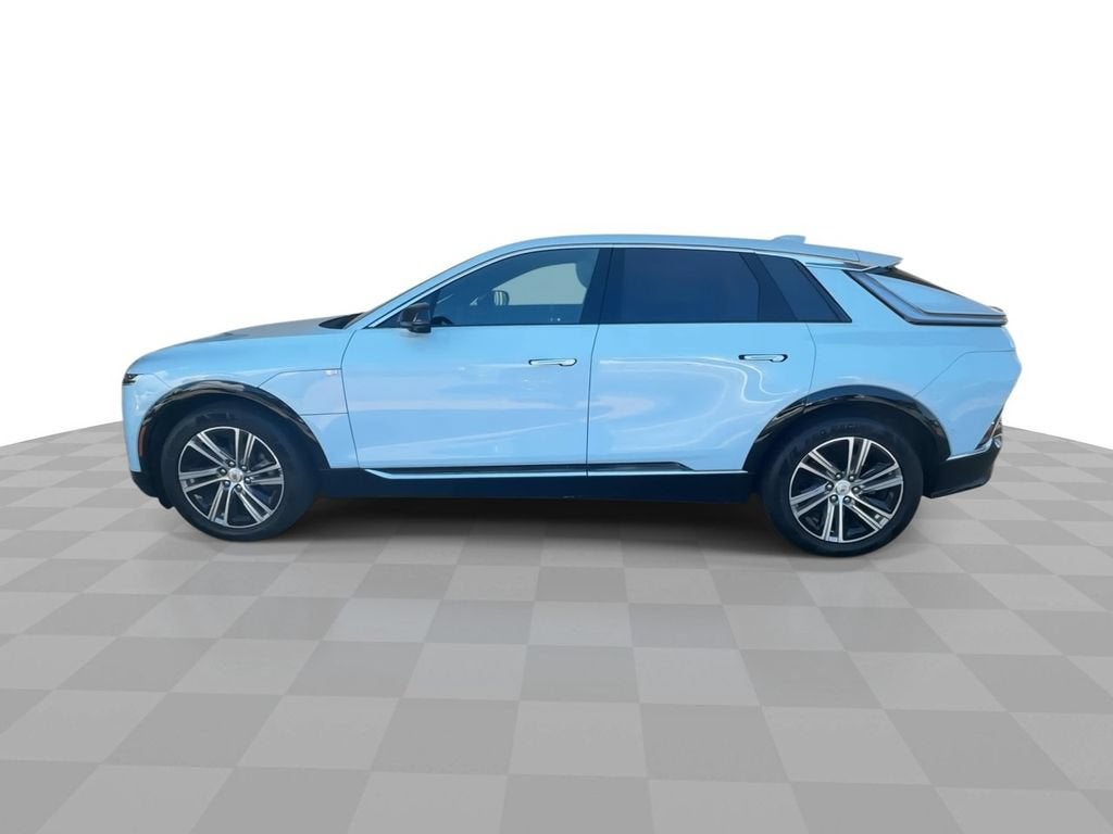 2024 Cadillac LYRIQ Luxury 1