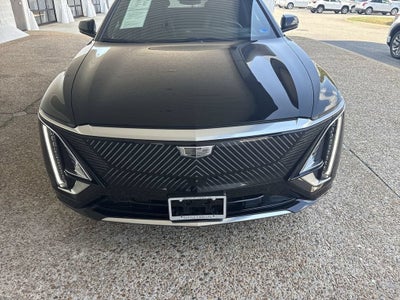 2024 Cadillac LYRIQ Luxury 1