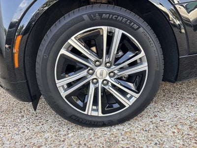 2024 Cadillac LYRIQ Luxury 1