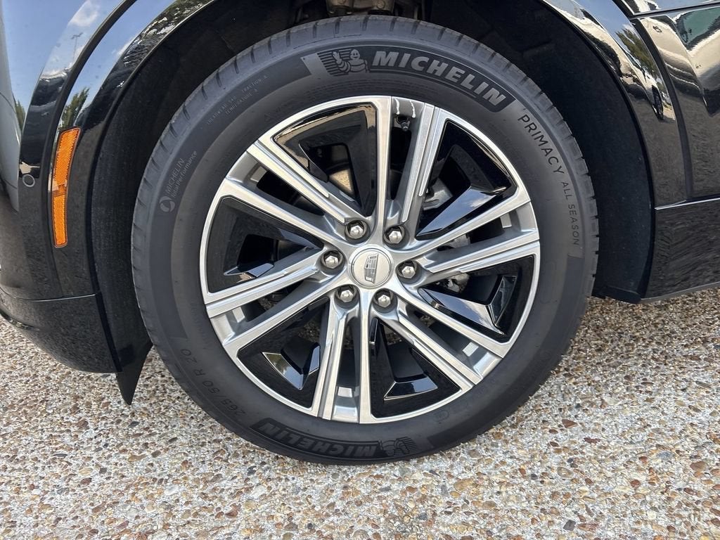 2024 Cadillac LYRIQ Luxury 1