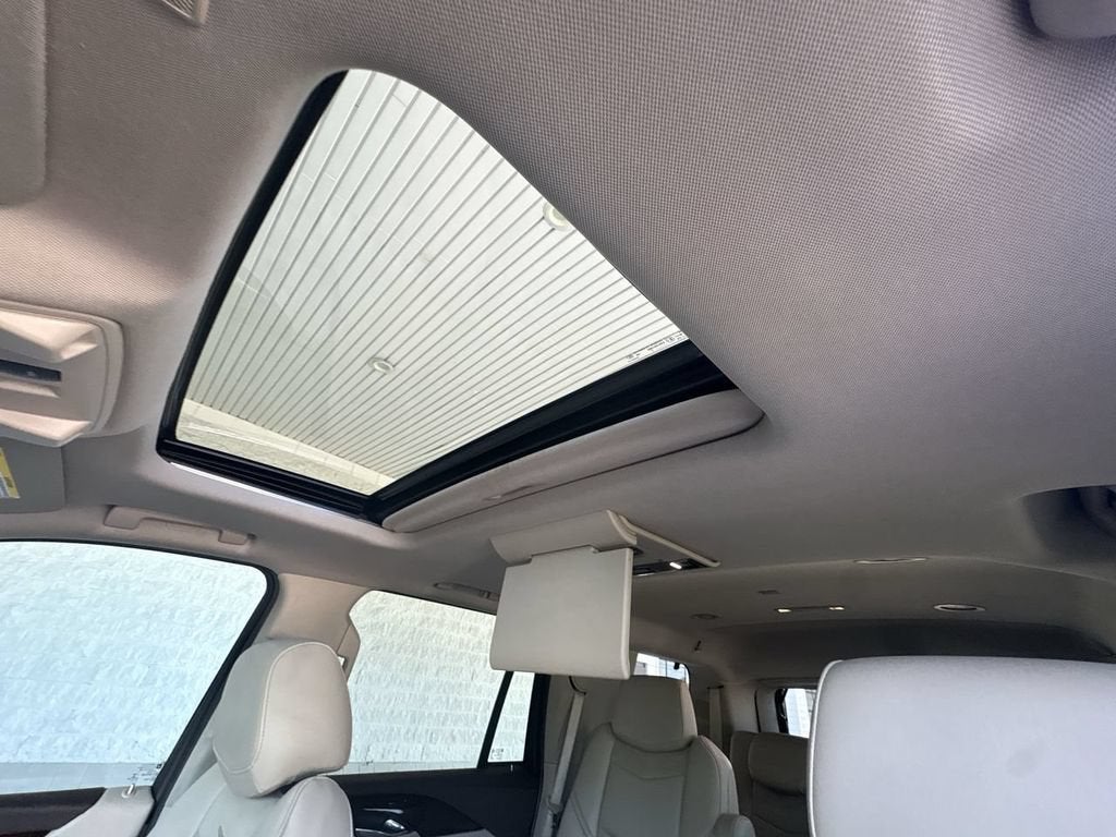 2017 Cadillac Escalade Luxury