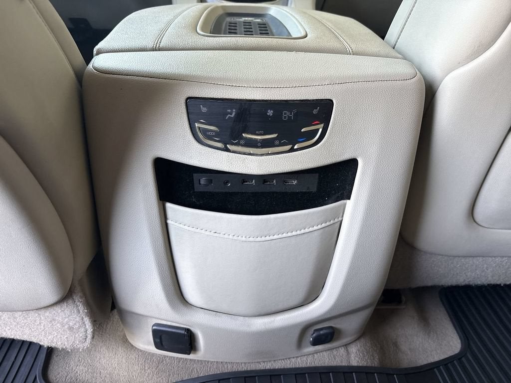 2017 Cadillac Escalade Luxury