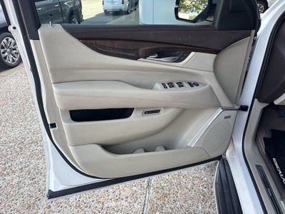 2017 Cadillac Escalade Luxury