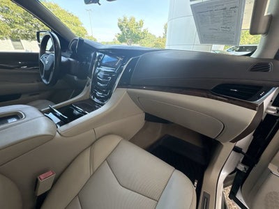 2017 Cadillac Escalade Luxury