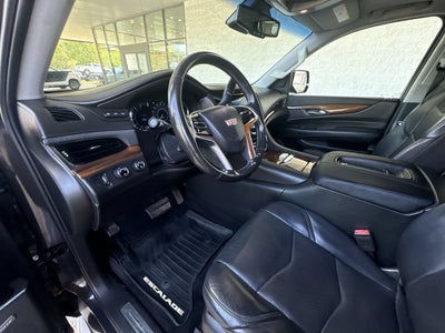 2016 Cadillac Escalade Luxury Collection