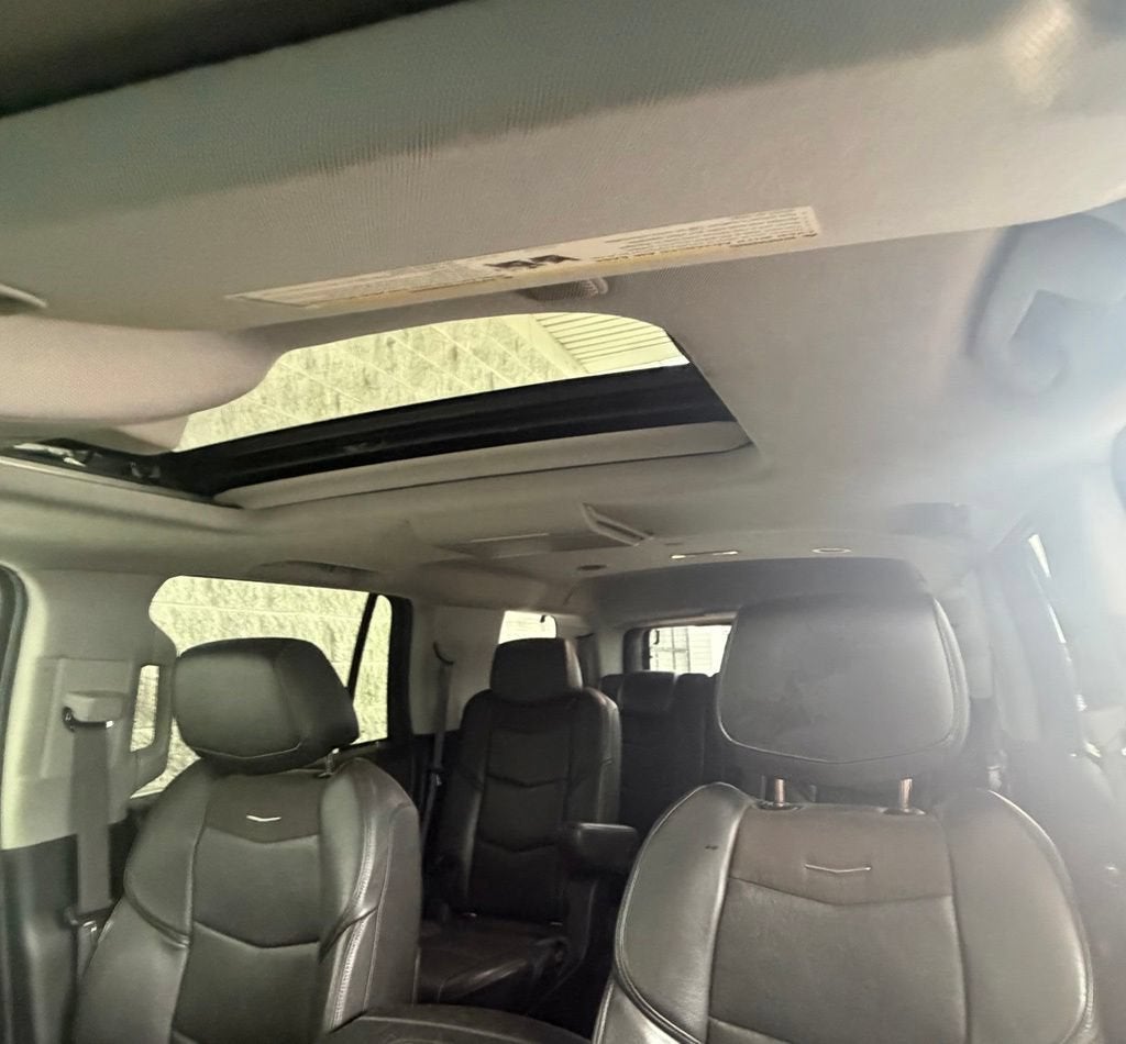 2016 Cadillac Escalade Luxury Collection