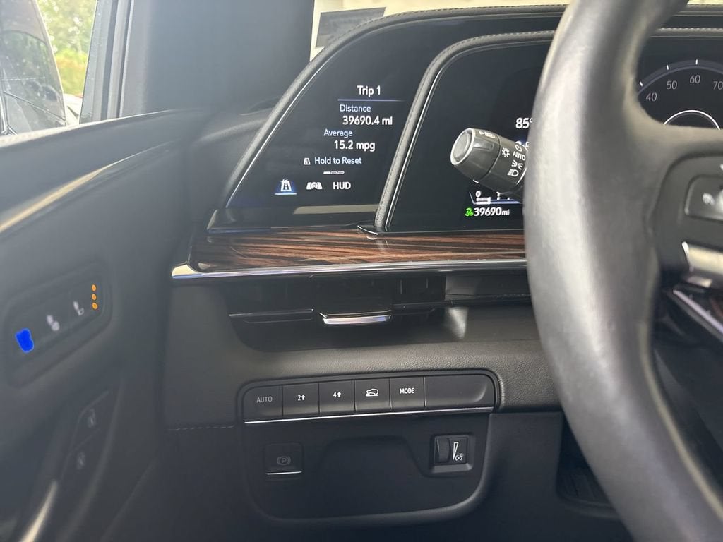 2023 Cadillac Escalade Premium Luxury