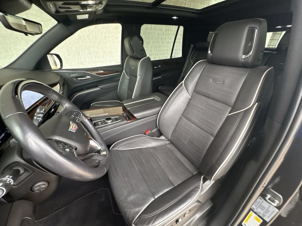 2023 Cadillac Escalade Premium Luxury
