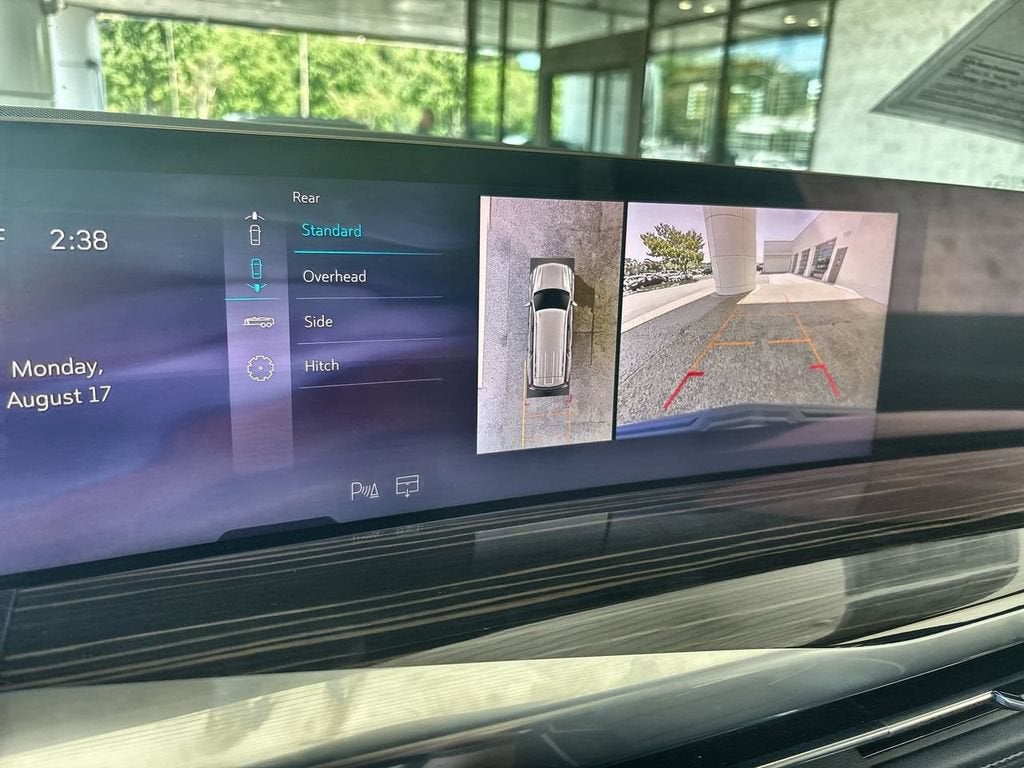 2025 Cadillac Escalade Premium Luxury