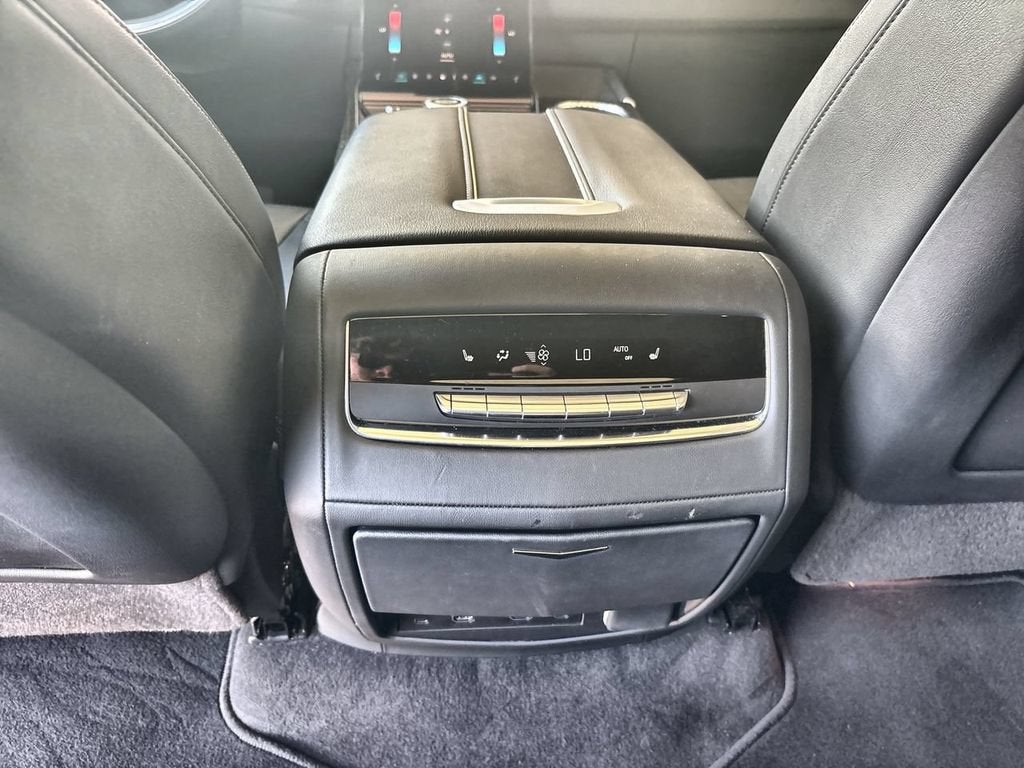2025 Cadillac Escalade Premium Luxury