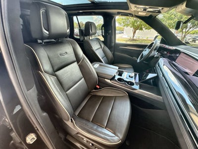 2025 Cadillac Escalade Premium Luxury