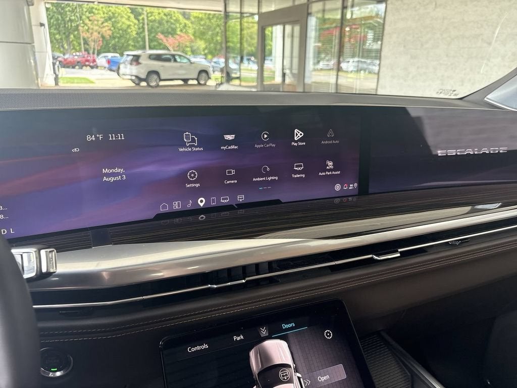 2026 Cadillac Escalade Luxury