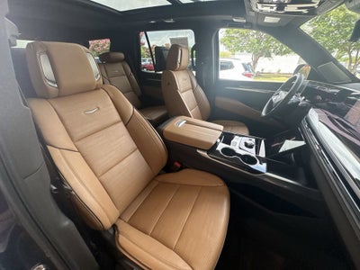2026 Cadillac Escalade Luxury