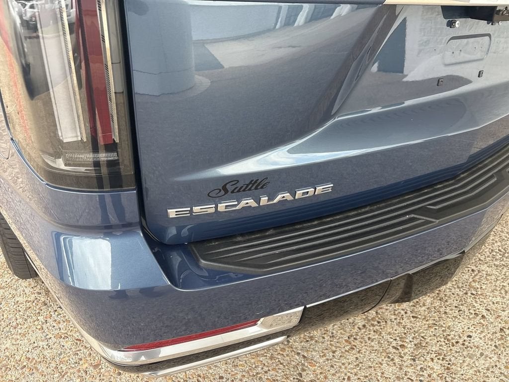 2026 Cadillac Escalade Luxury