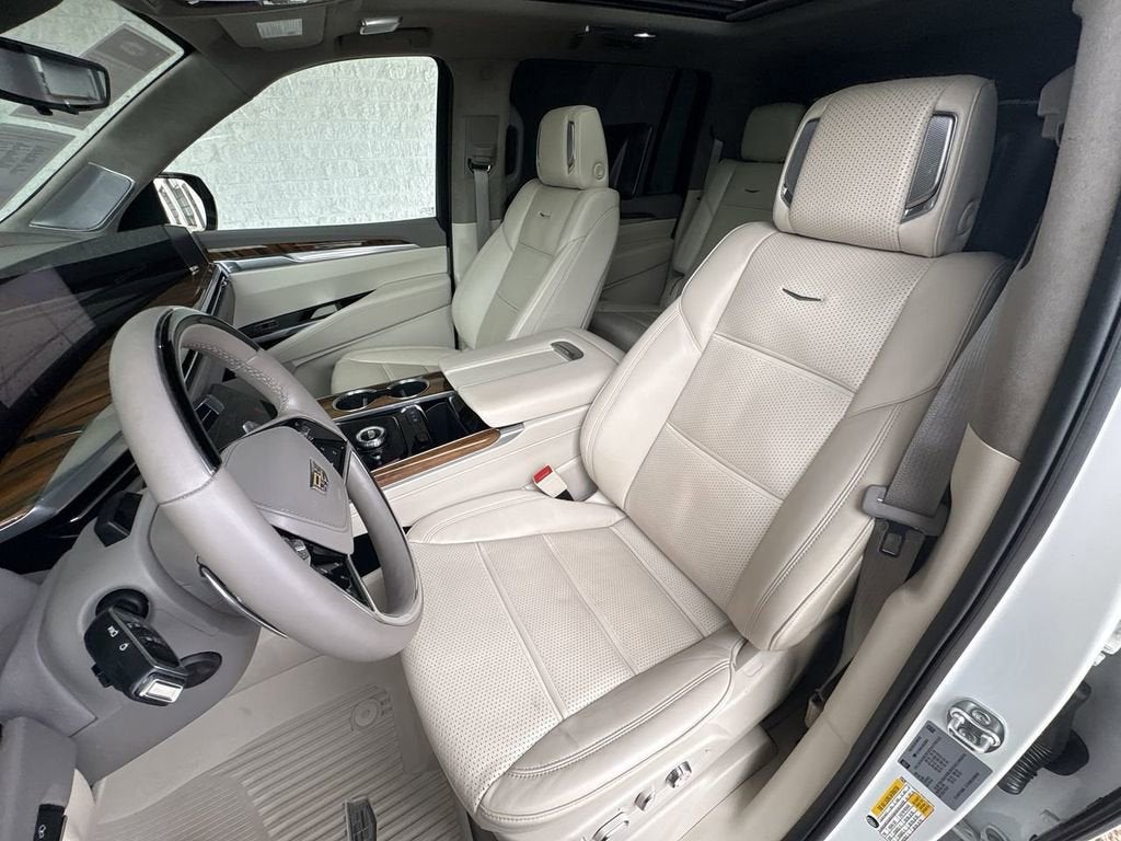 2025 Cadillac Escalade ESV Sport Platinum