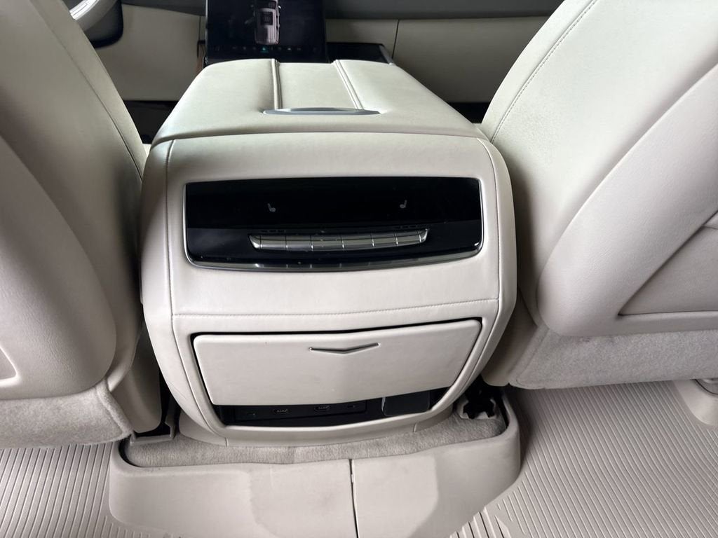 2025 Cadillac Escalade ESV Sport Platinum