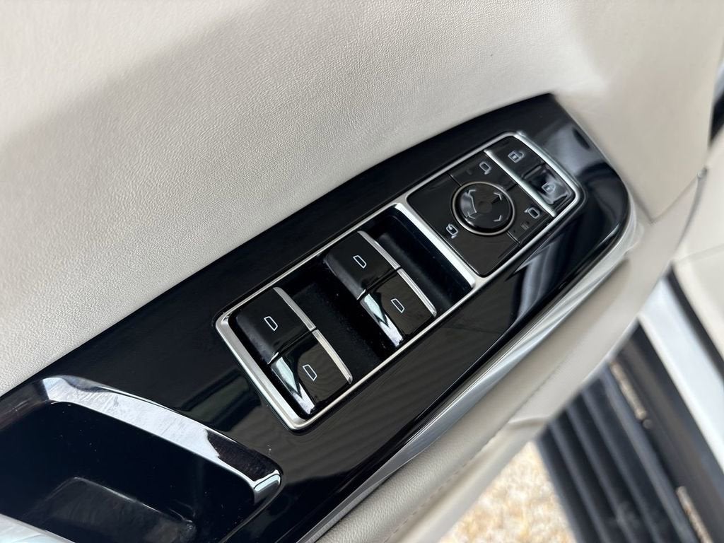 2025 Cadillac Escalade ESV Sport Platinum