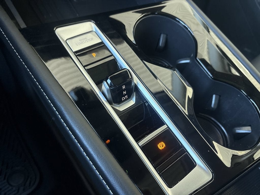 2025 Volkswagen Atlas SE w/Tech - Photo 15