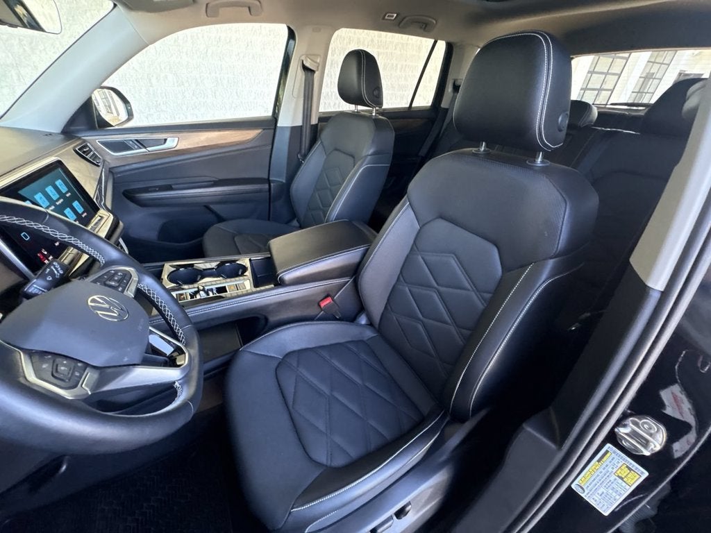 2025 Volkswagen Atlas SE w/Tech - Photo 19