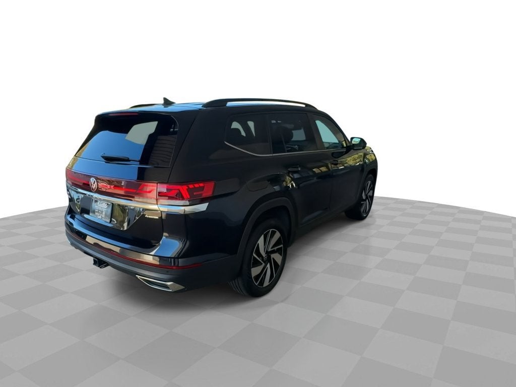 2025 Volkswagen Atlas SE w/Tech - Photo 8