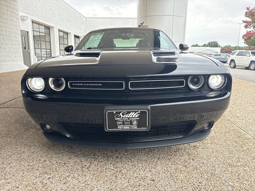 2023 Dodge Challenger SXT