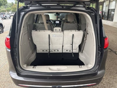 2020 Chrysler Pacifica Hybrid Limited